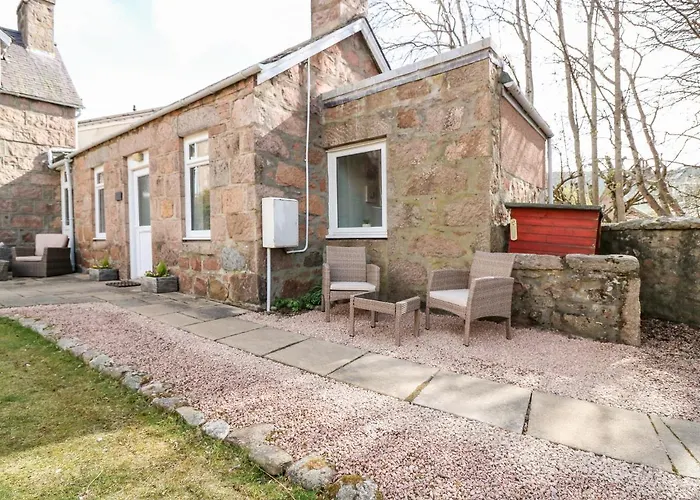 Gairnlea Cottage